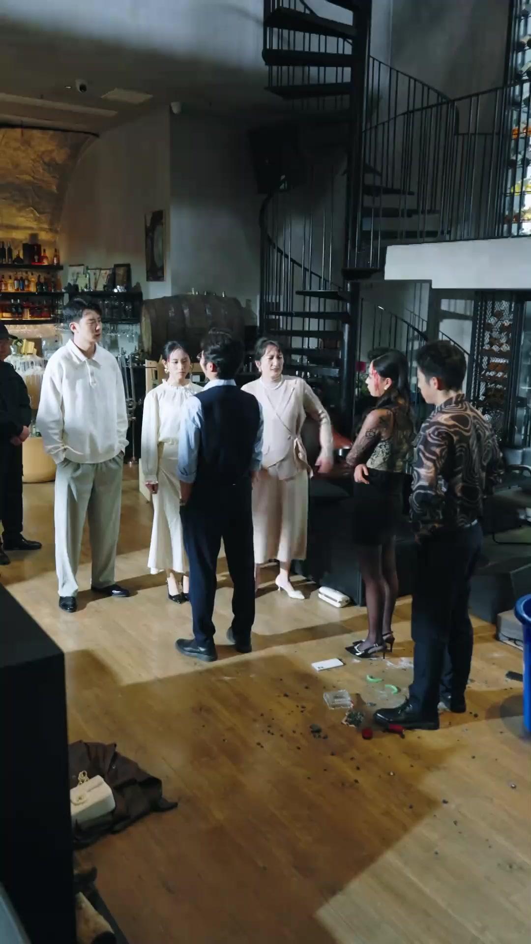 (Sulih suara) Cinta Palsu Hancurkan Kita