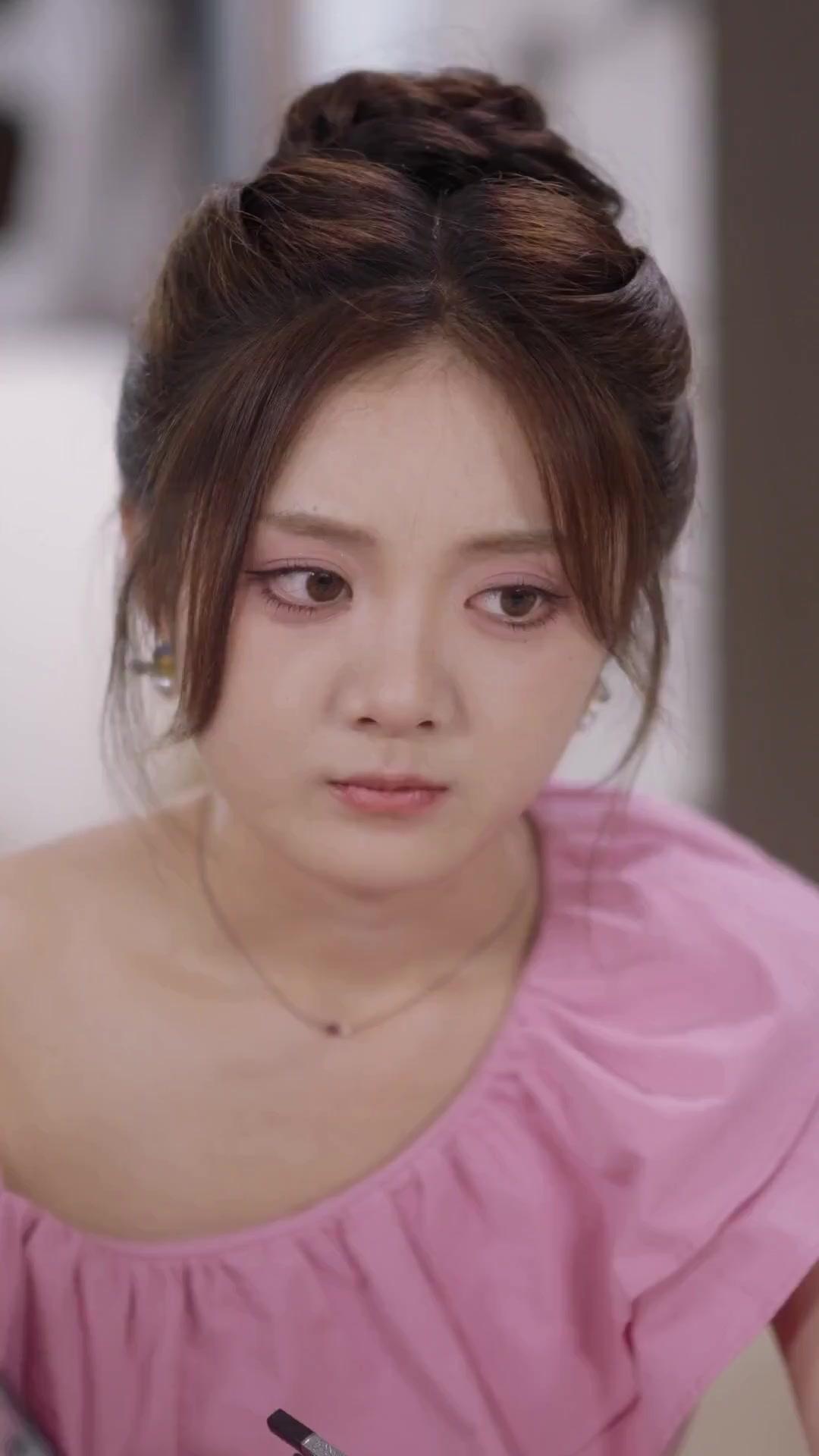 (พากย์เสียง) แต่งเพราะพี่ หย่าเพื่อพี่