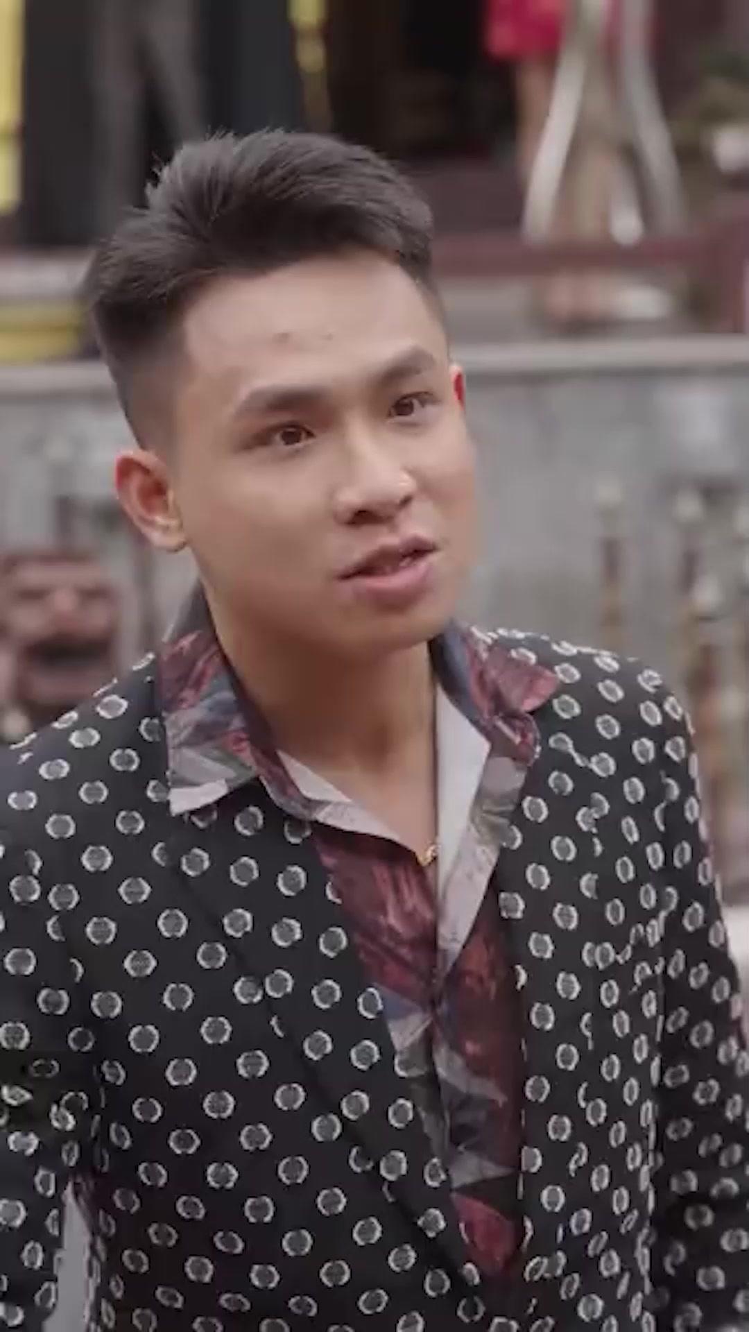 الذئب الخفي