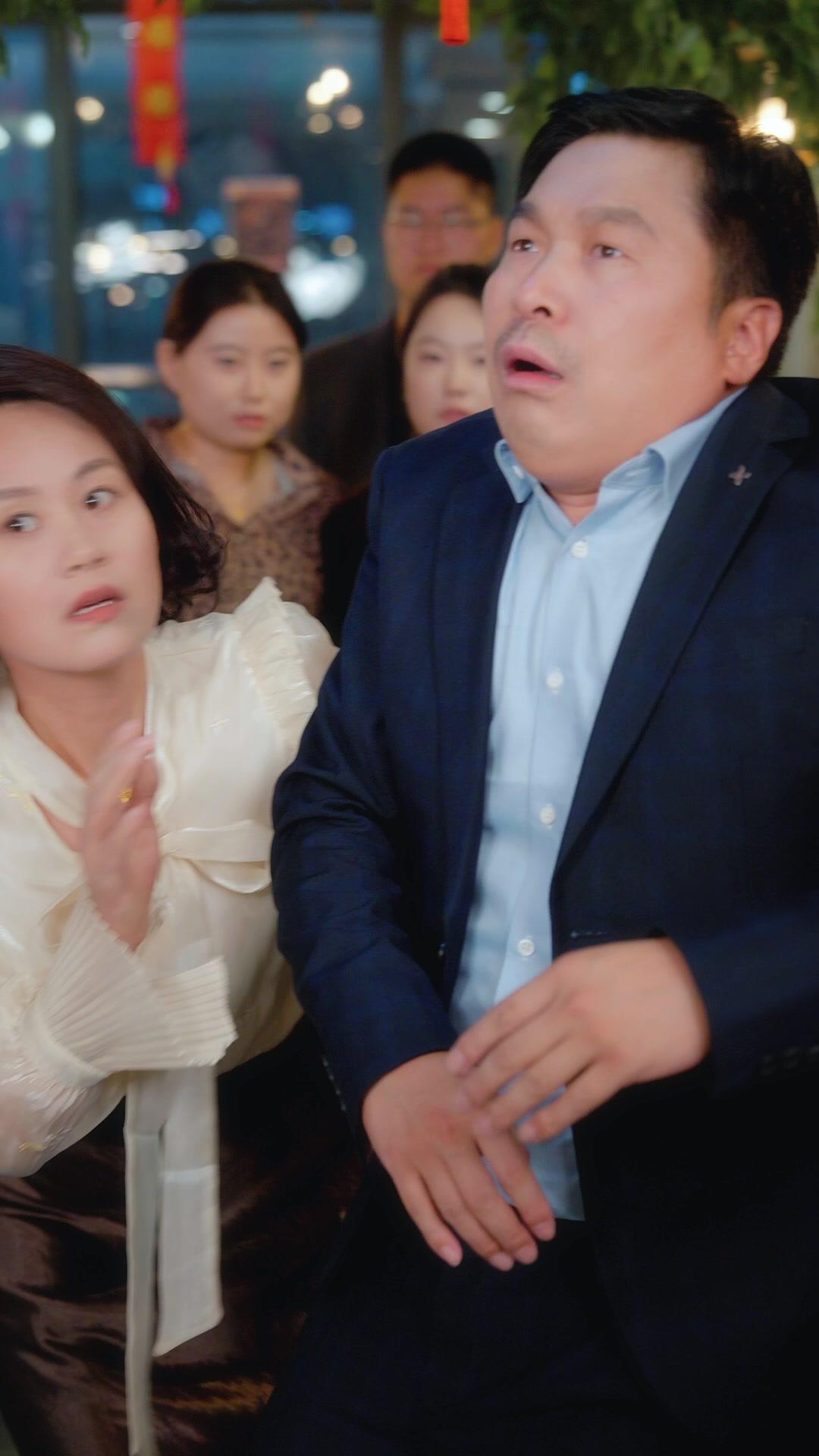 Vende marido, despegó la vida