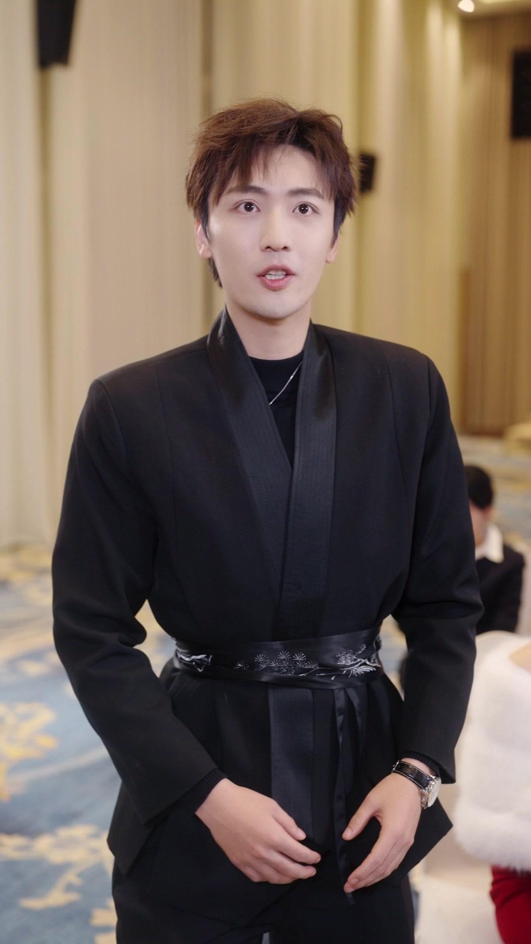 Fall for Me, Boss Lady!