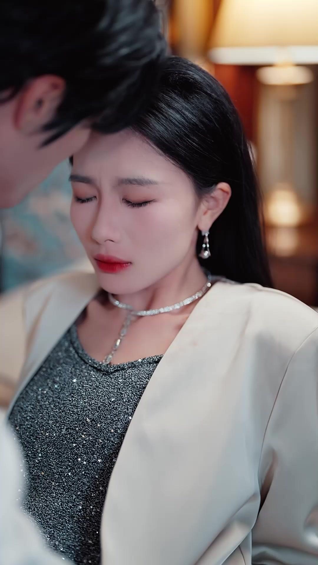 Llegó en la oscuridad