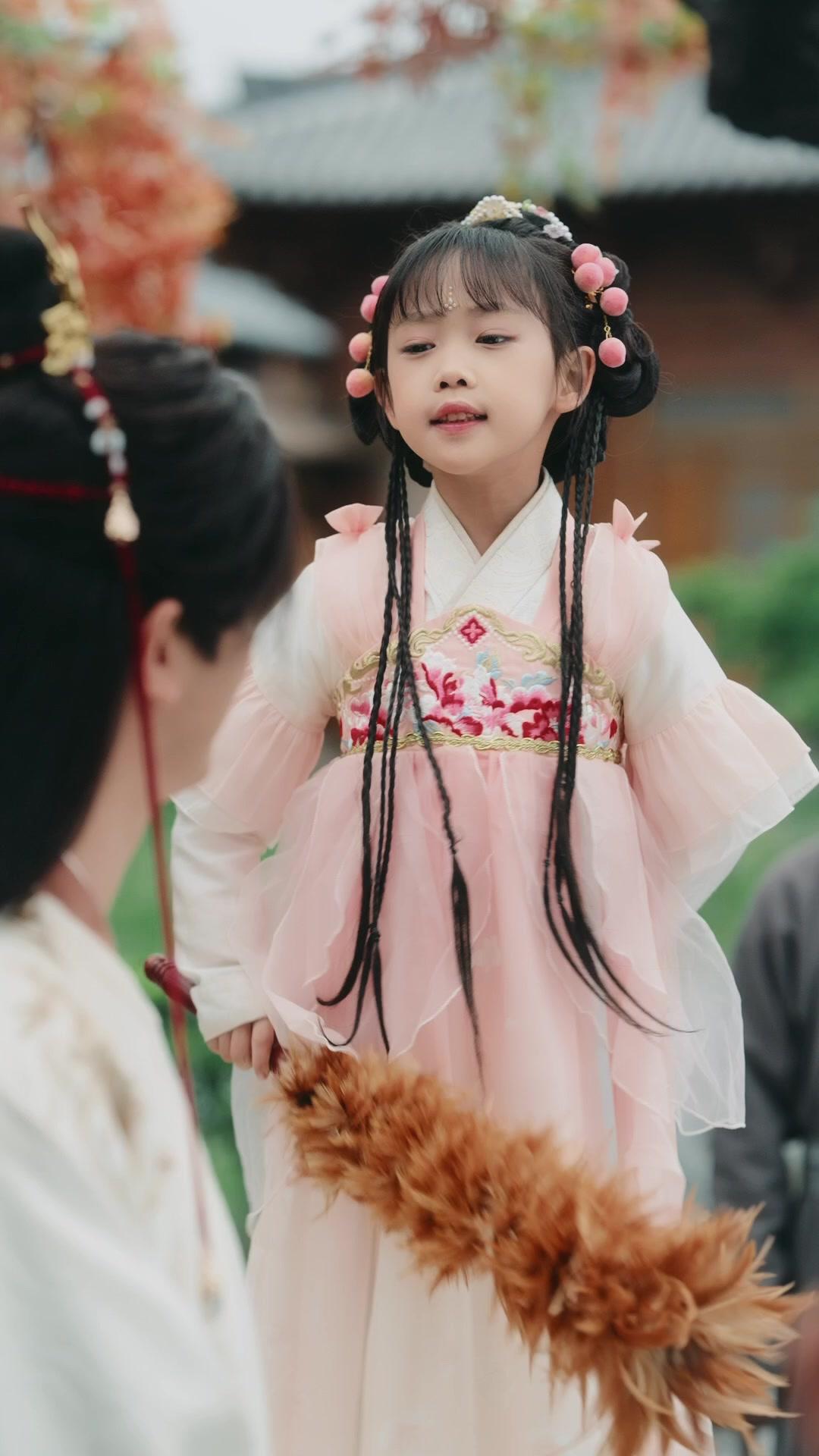 Daddy! Go Get Your Throne!