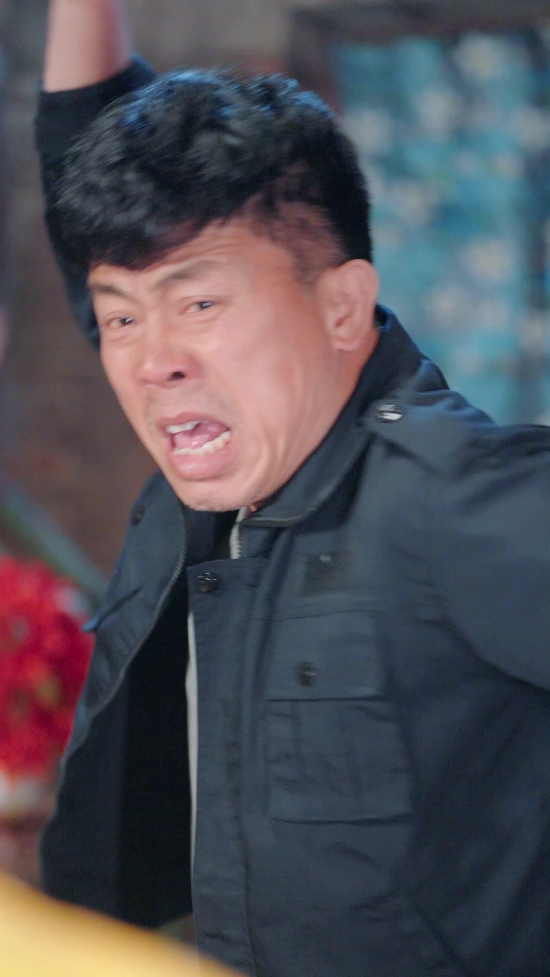 FAUX SANG, VRAI AMOUR