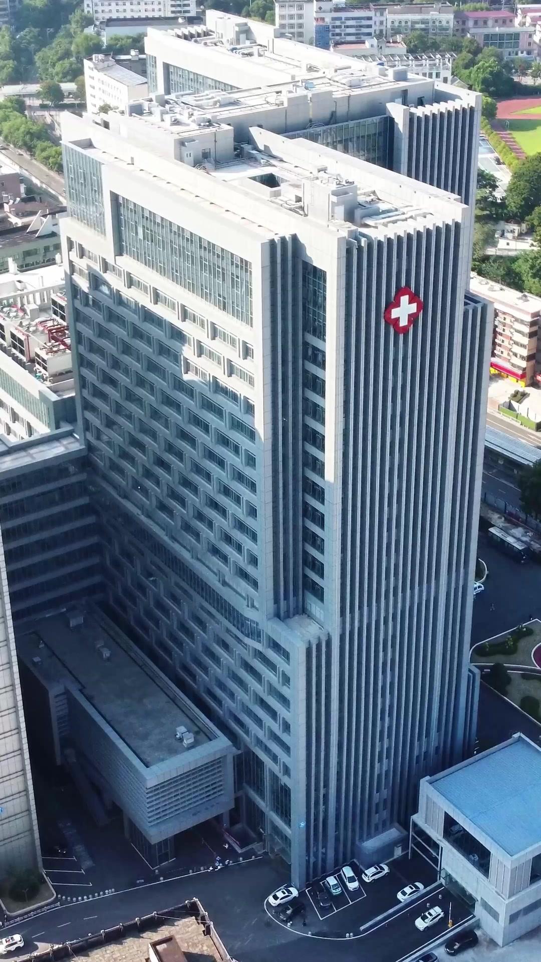  يا مامي زوجك الحنون عاد إلى حياتك