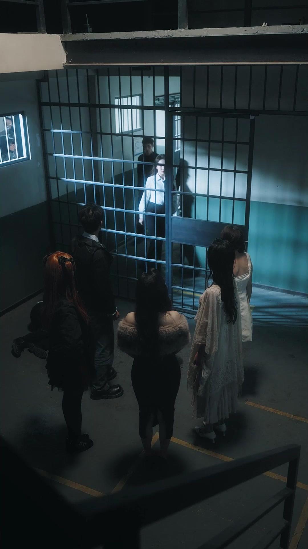 حين تحوّلت المجسّمات إلى زوجات