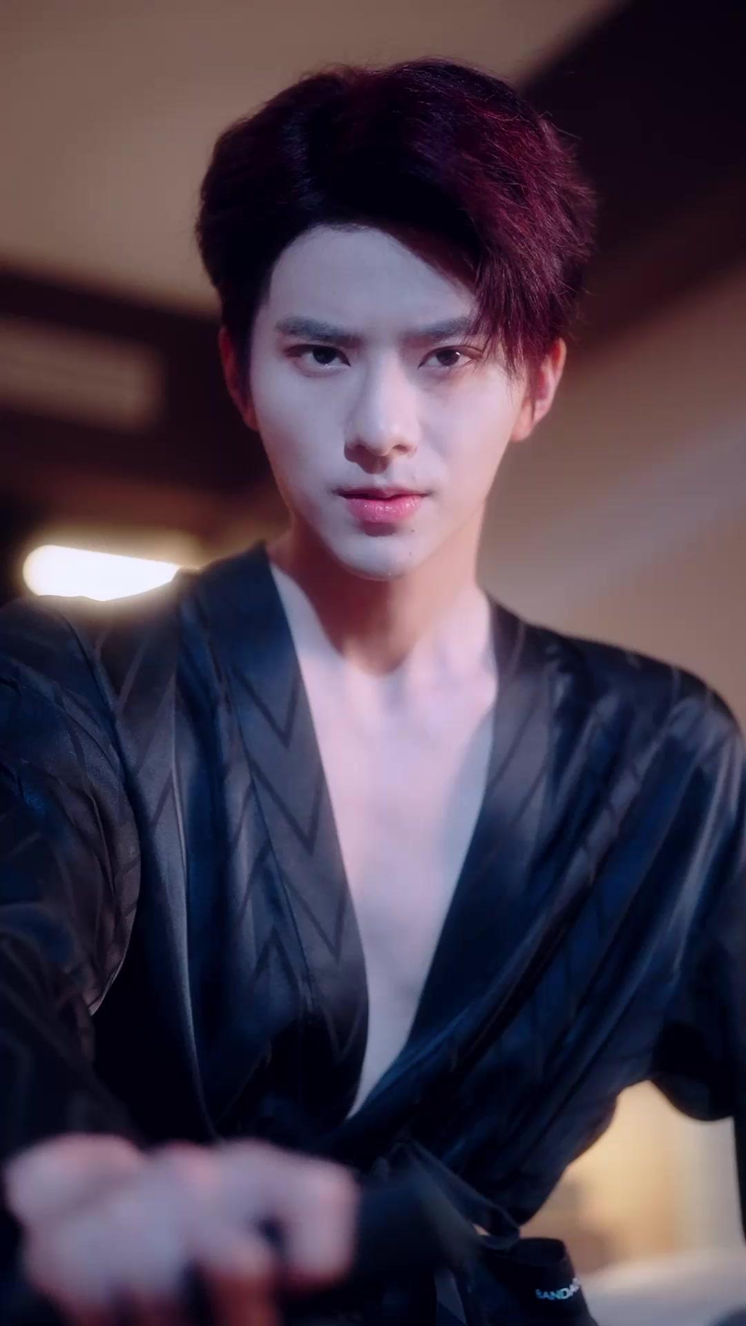 Meio Doce, Meu Marido Cego de Contrato