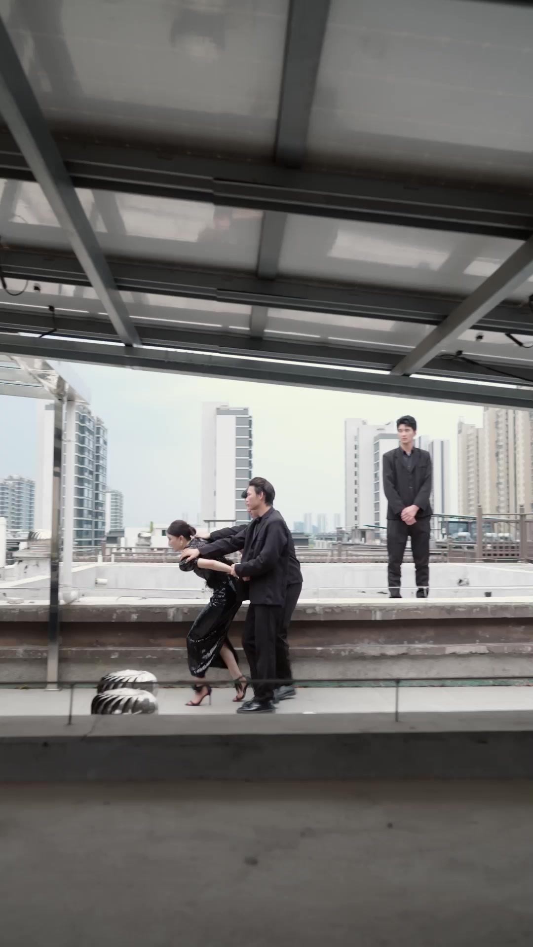 Kesalahan Kalian, Aku yang Ngadilin!