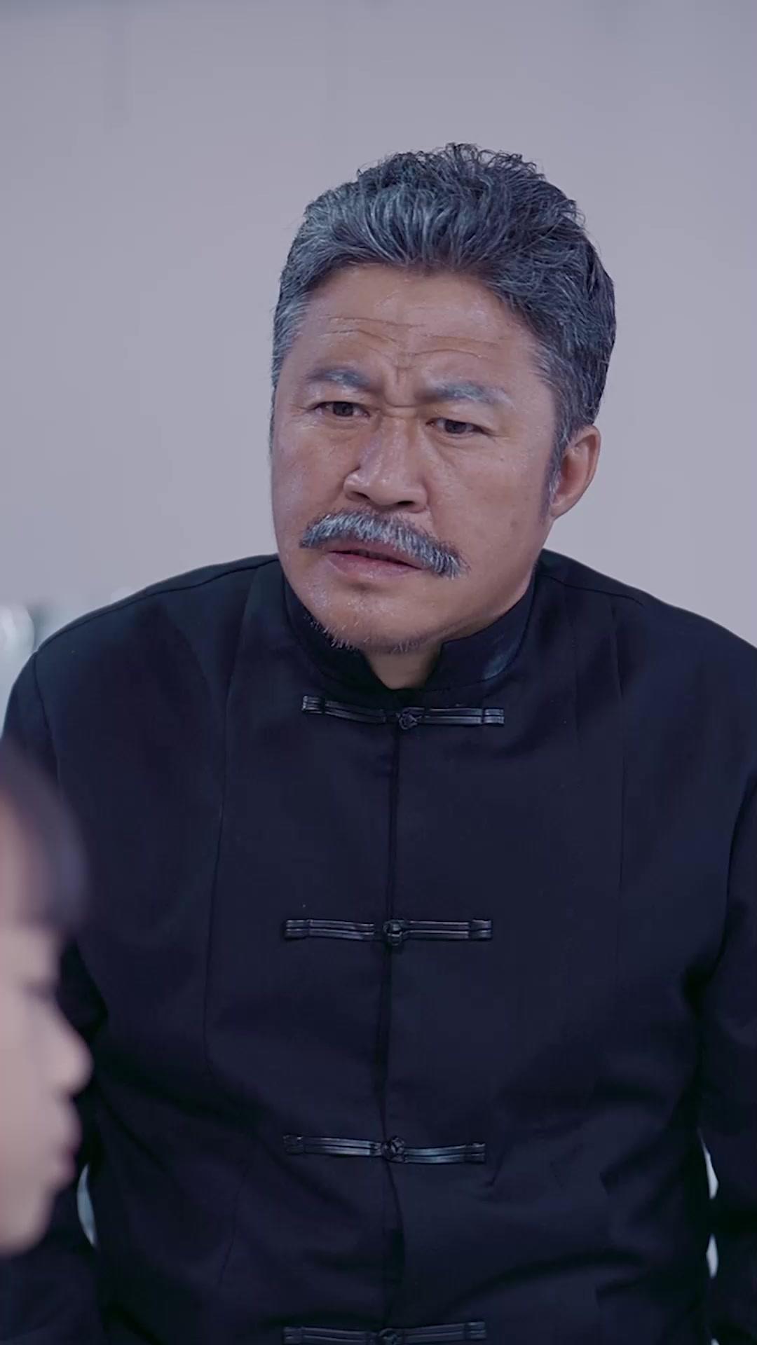 GRANDE ANCÊTRE DE 7 ANS