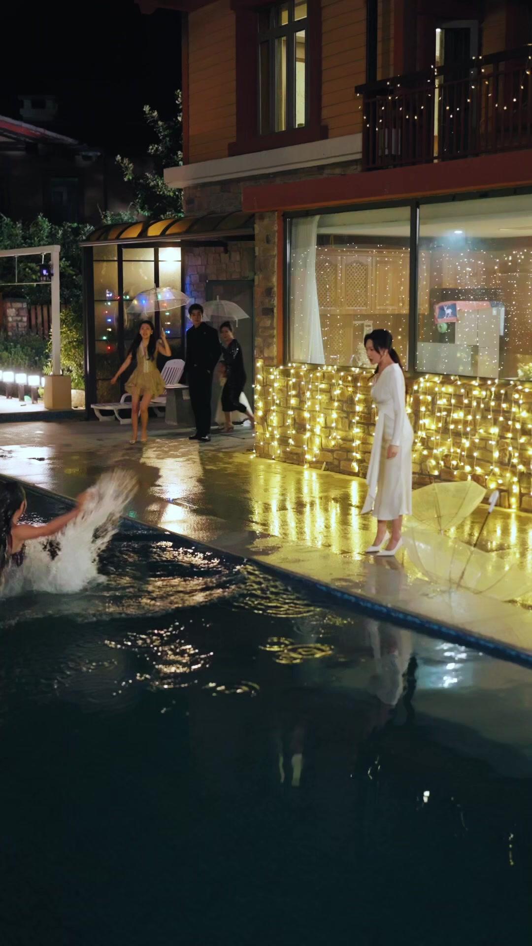 La gloria de su exesposa