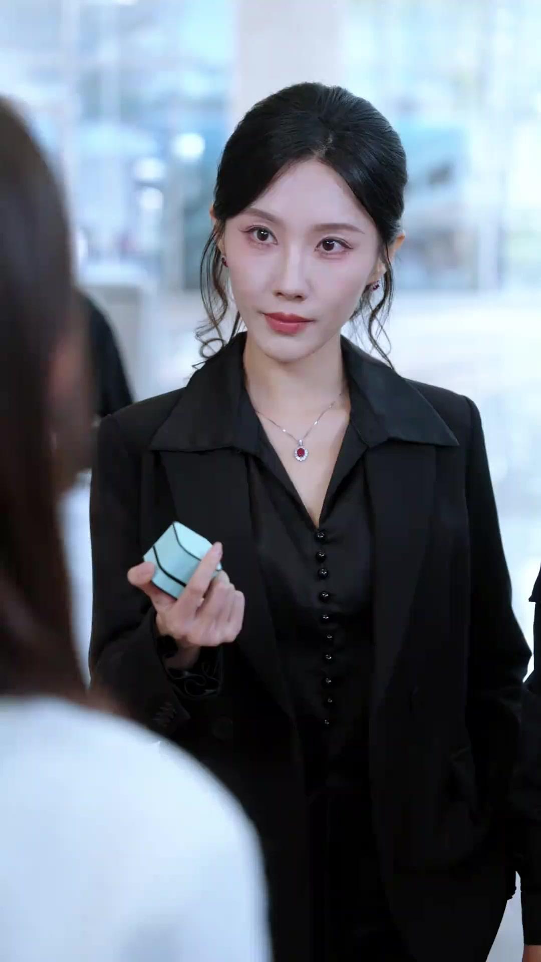 세 번의 기회, 실망한 그녀