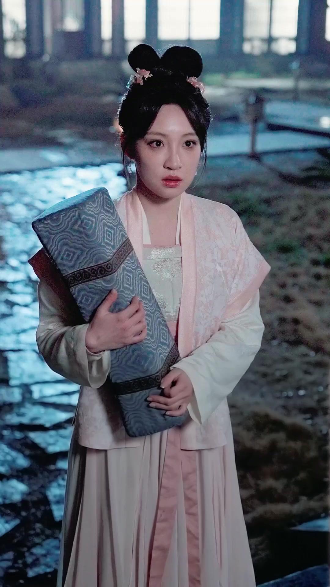 Wrong Groom? Right Emperor!