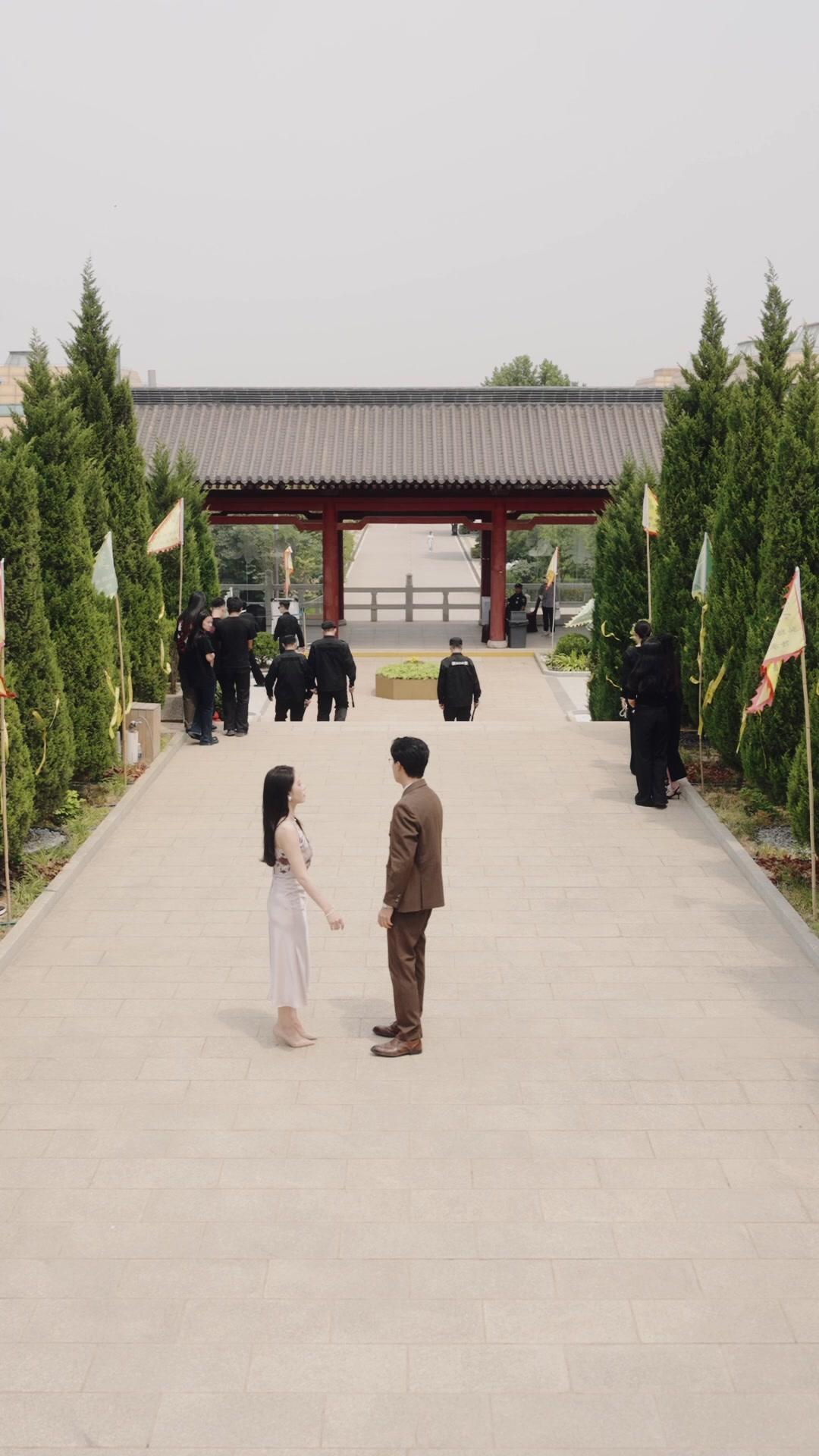 Seragam Perang di Balik Apron