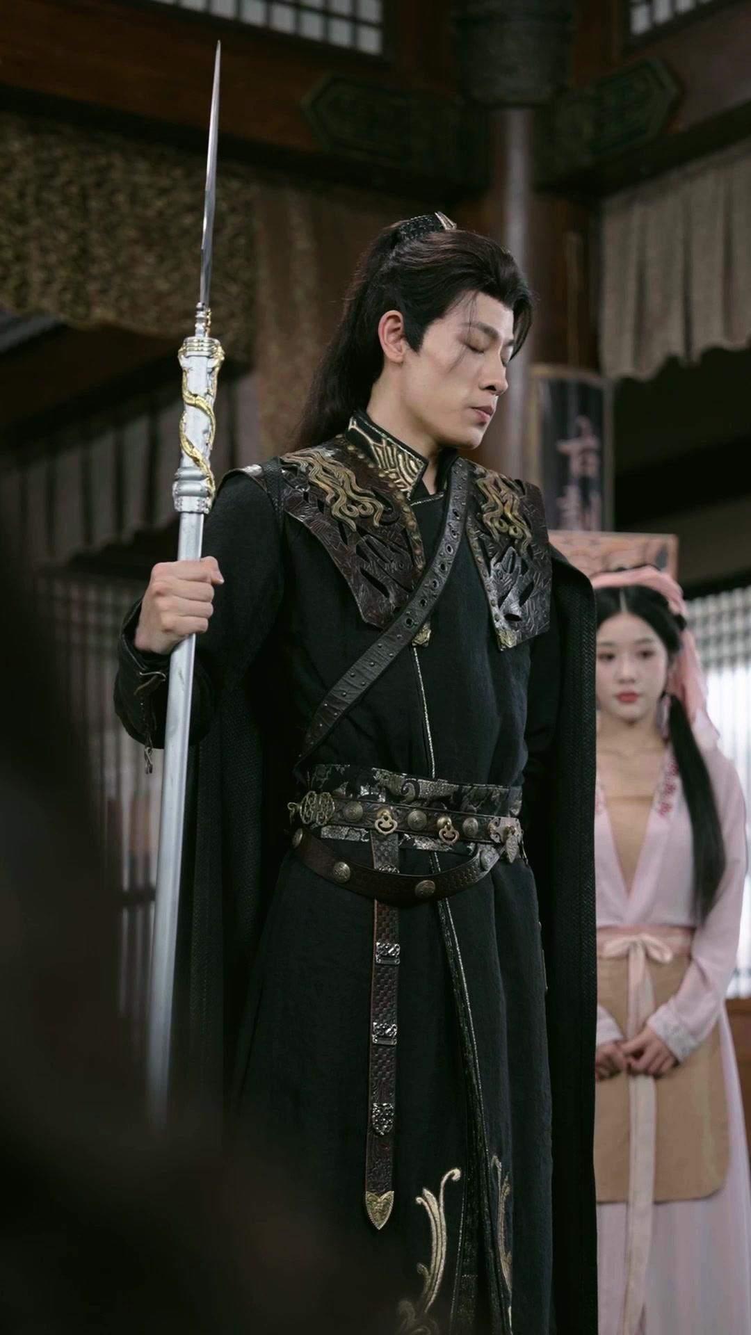 Takhta di Ujung Pedang