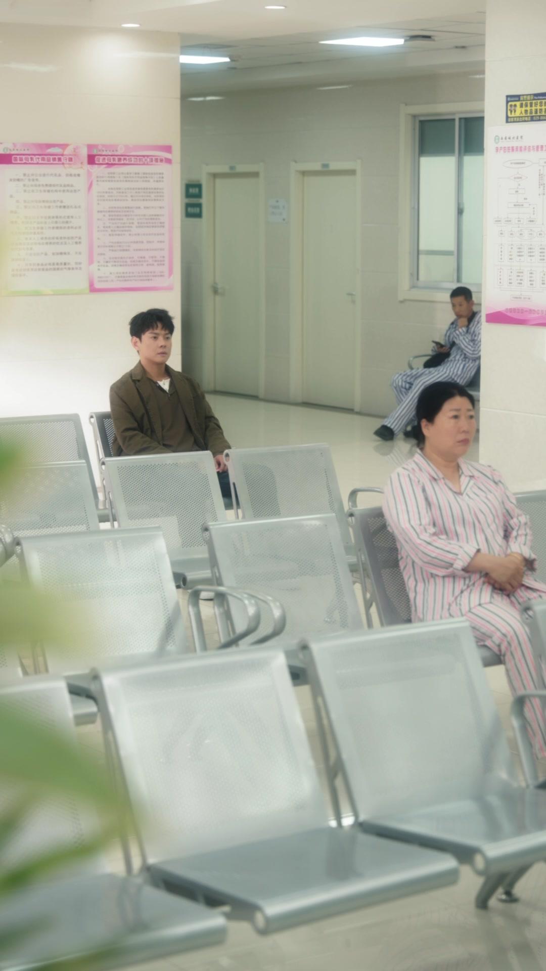 Sulit Melupakan, Sulit Kembali