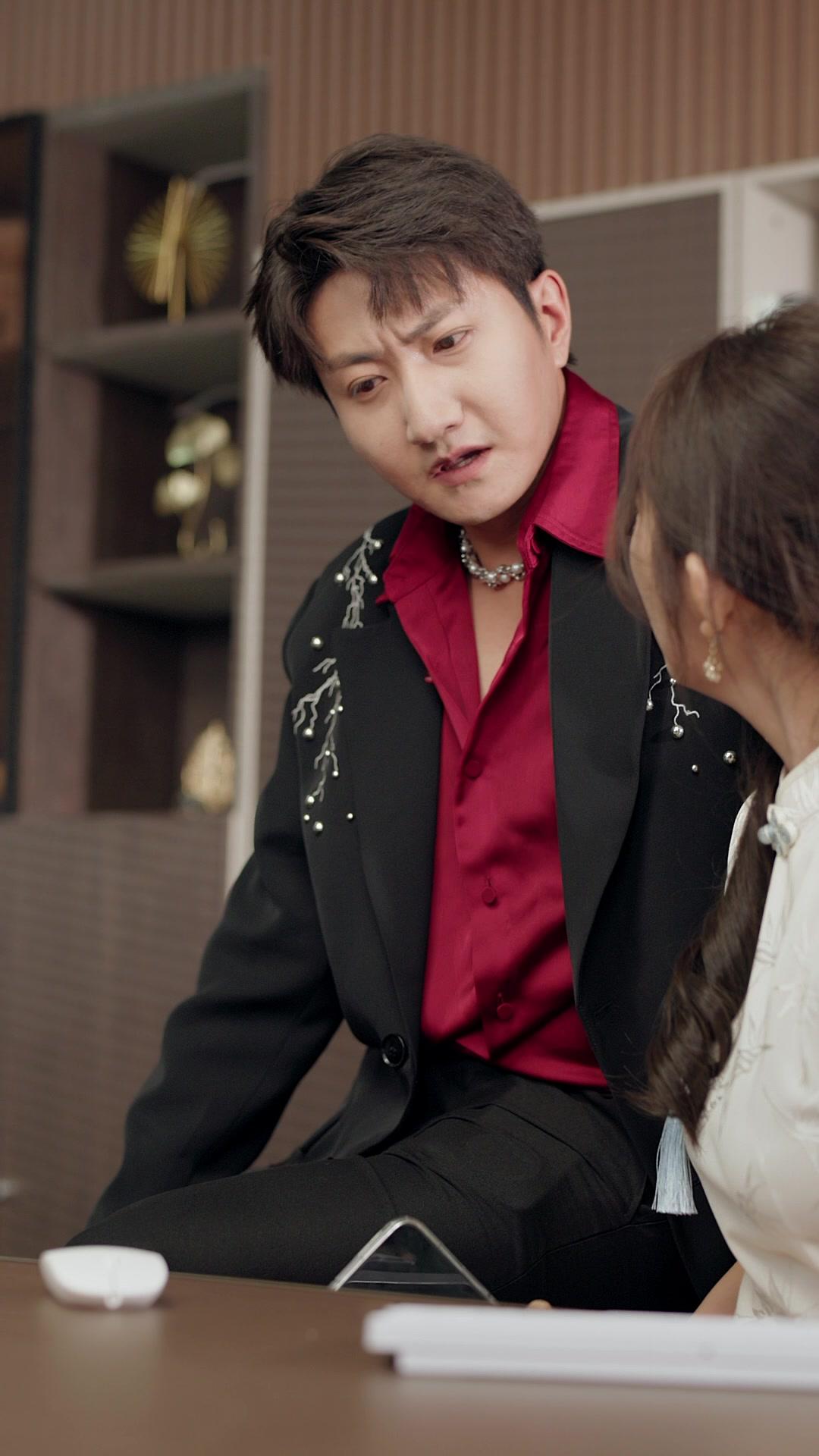 Bosku Jadi Kekasih Sementara Saya