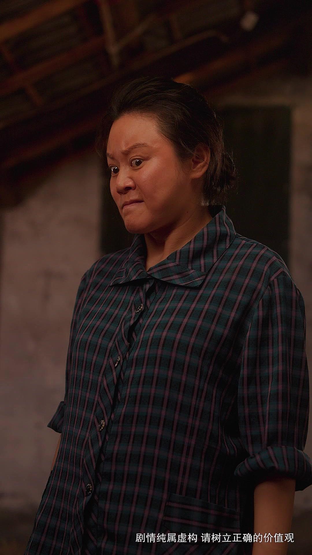 Sepanjang Dekad, Bulan Menunggu