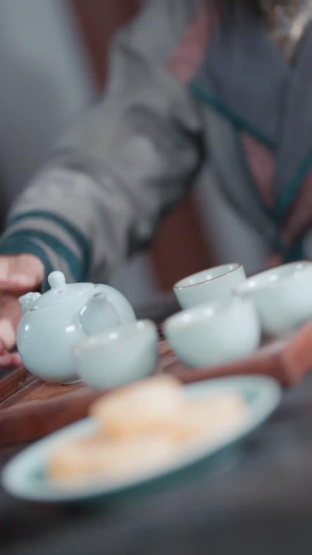 Tabib Istana Serba Bisa