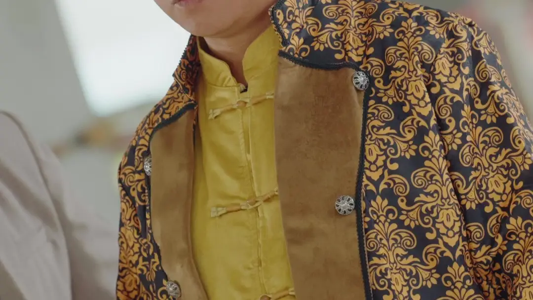 From Fool to Full Power: When the Suit Meets the Silk