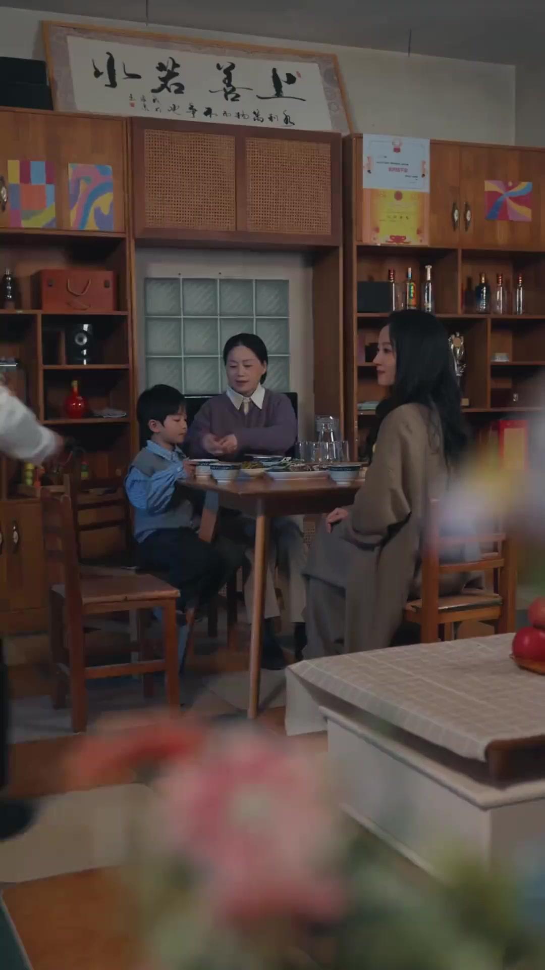 ราชินีในเงา 