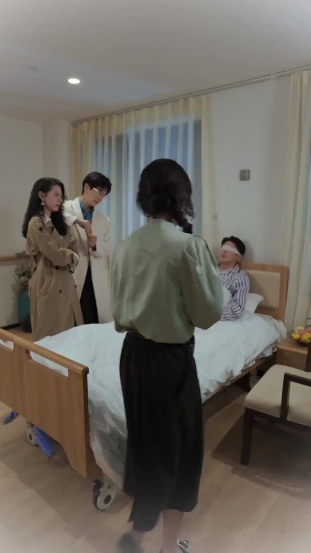 (Dubbed)Too Late for Love