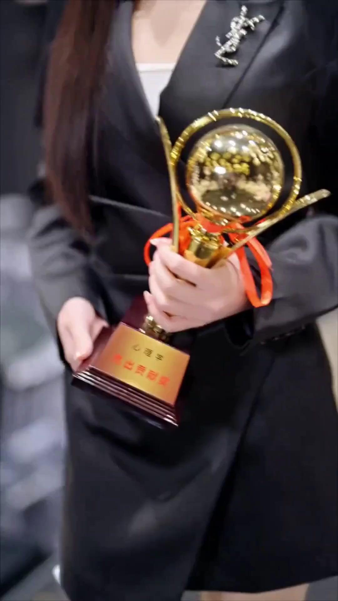 (Dubbed) Ugh! My Clingy Psycho Needs Cuddles Again