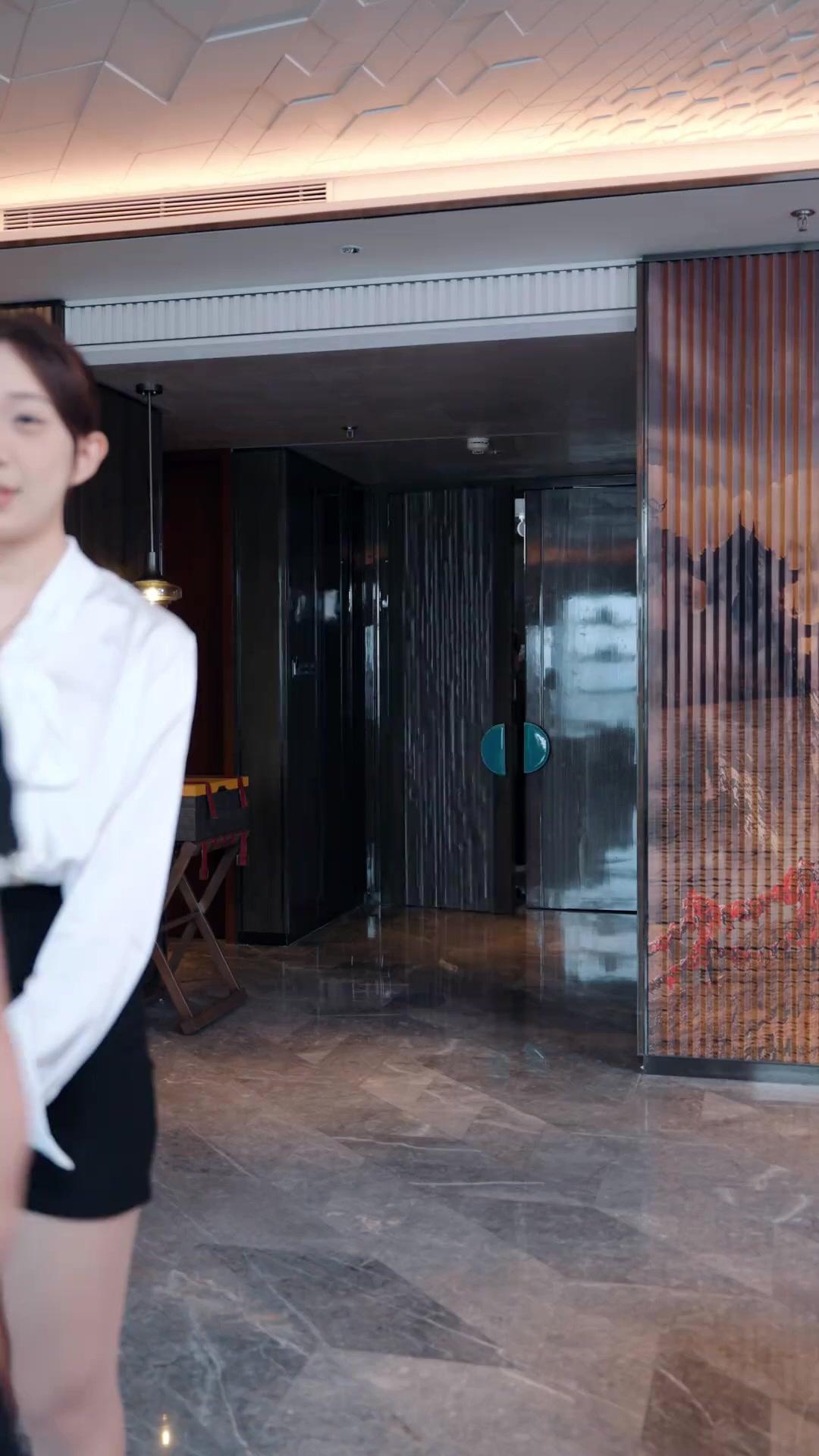 لقاء في زاوية الزواج: عقد مصير