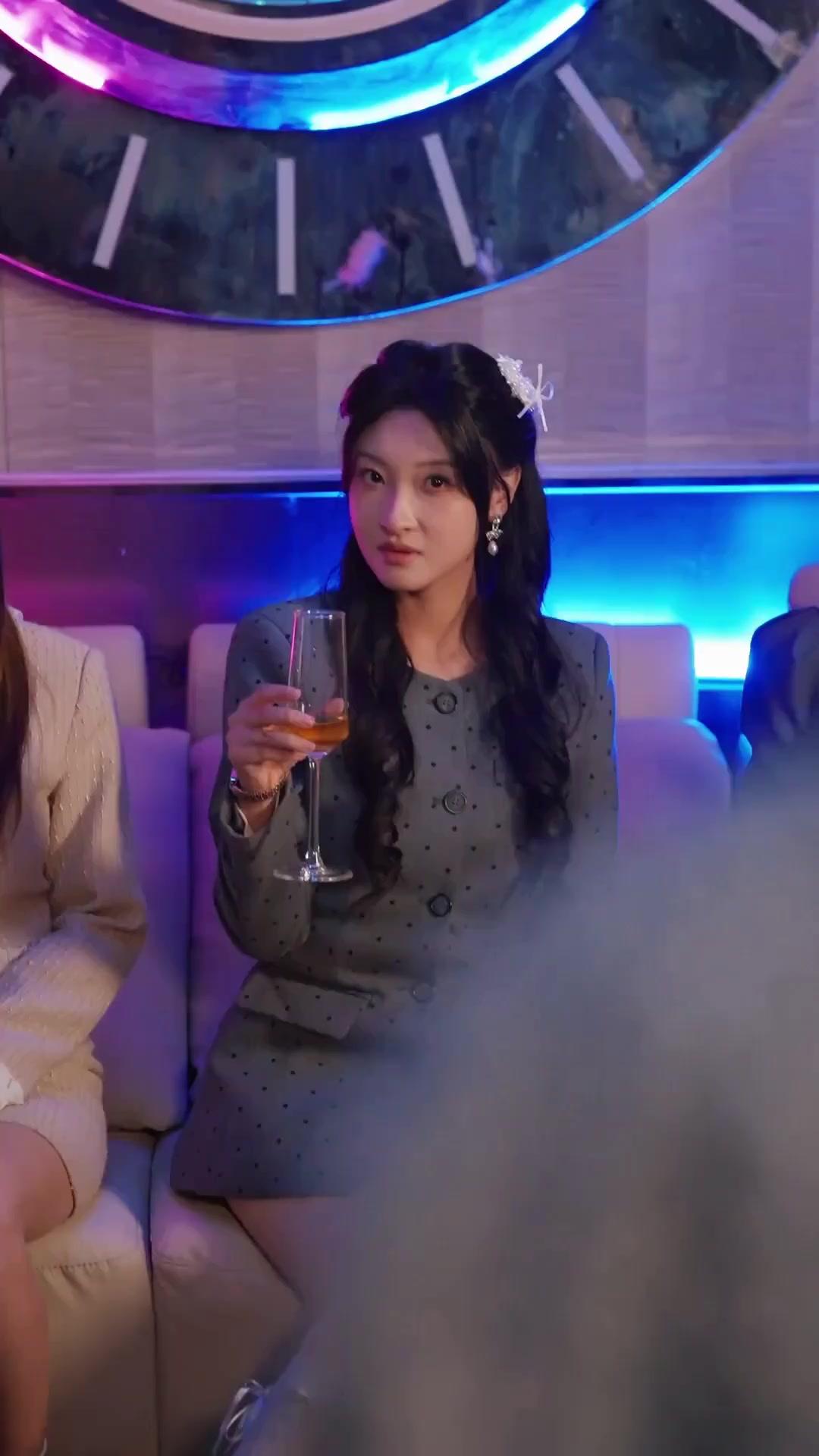 (Doblado) Siempre fui la abandonada