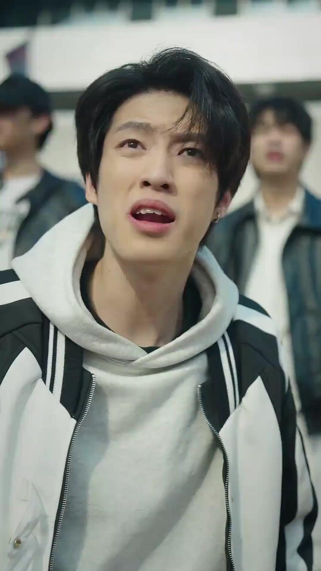 (Doblado)Renacer en la pista