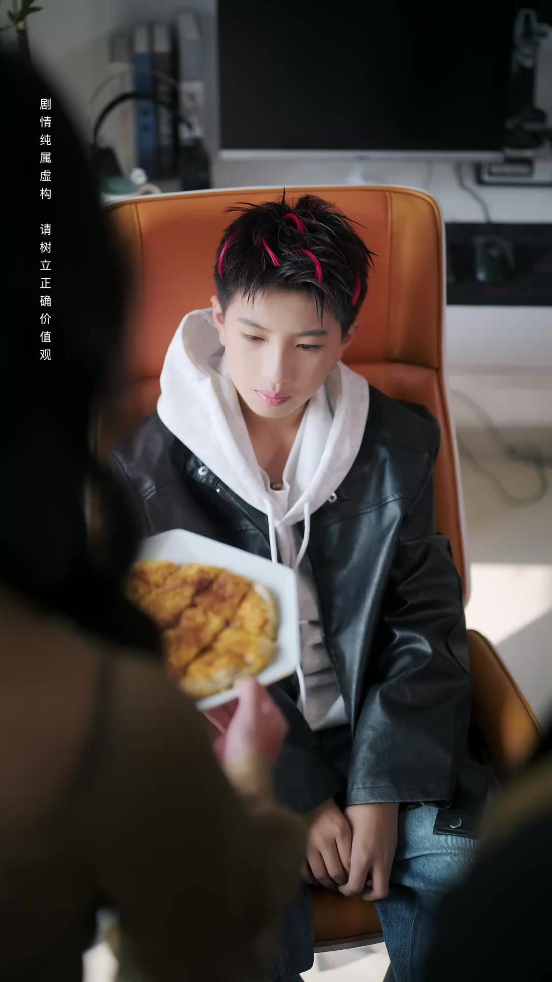 Transformé a tres diablos en genios