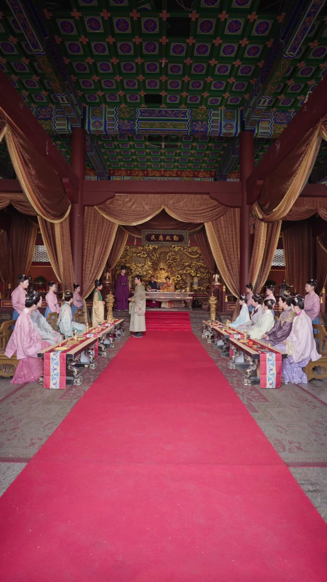 Puteri Mahkota Pilihan Takdir