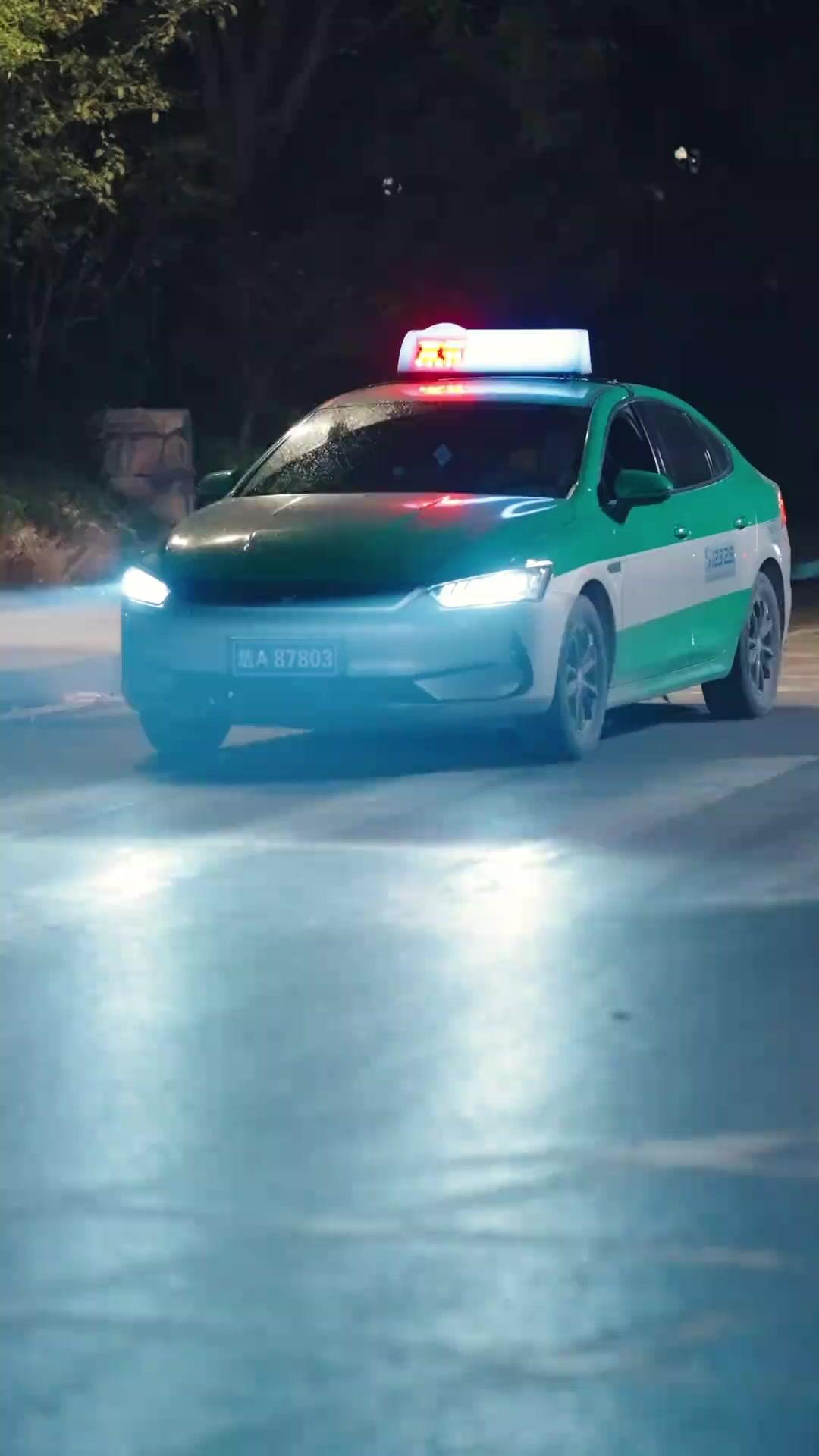 Pawang Serigala Tak Terkalahkan