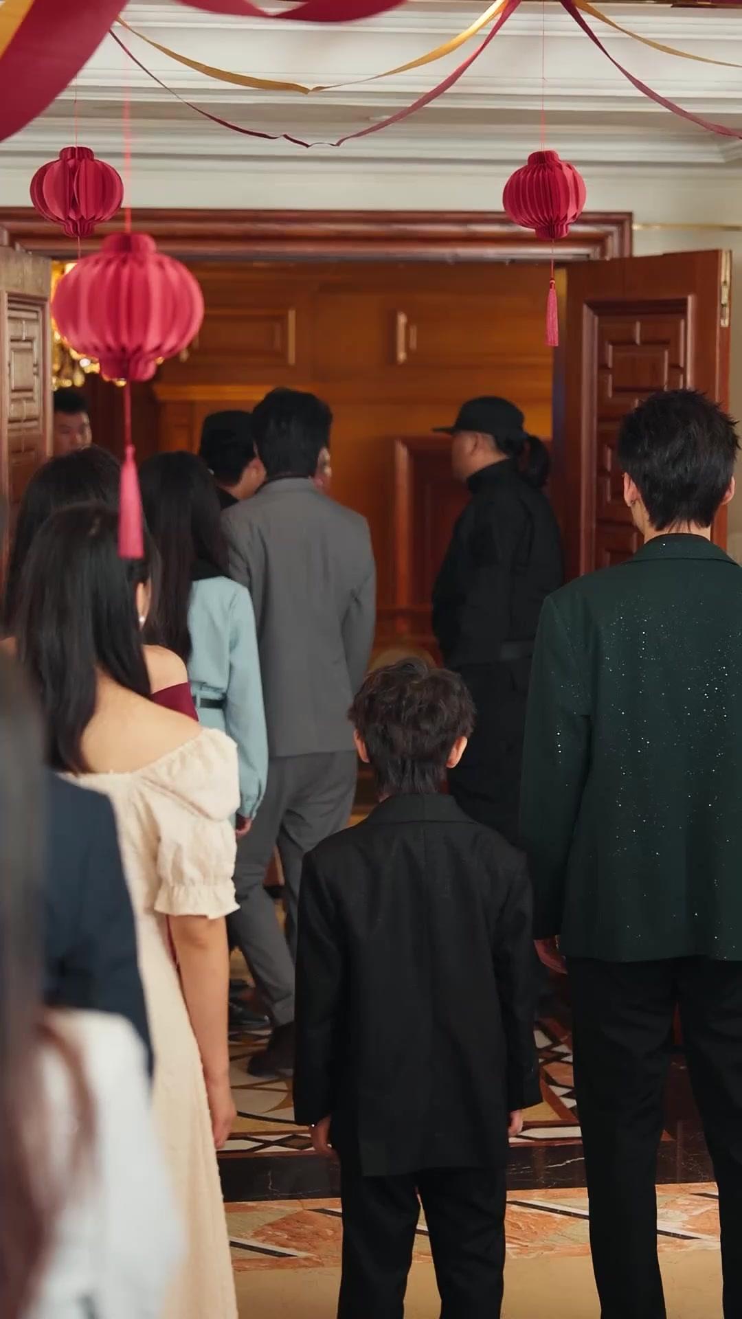 Her Ex Is a Tech Tycoon