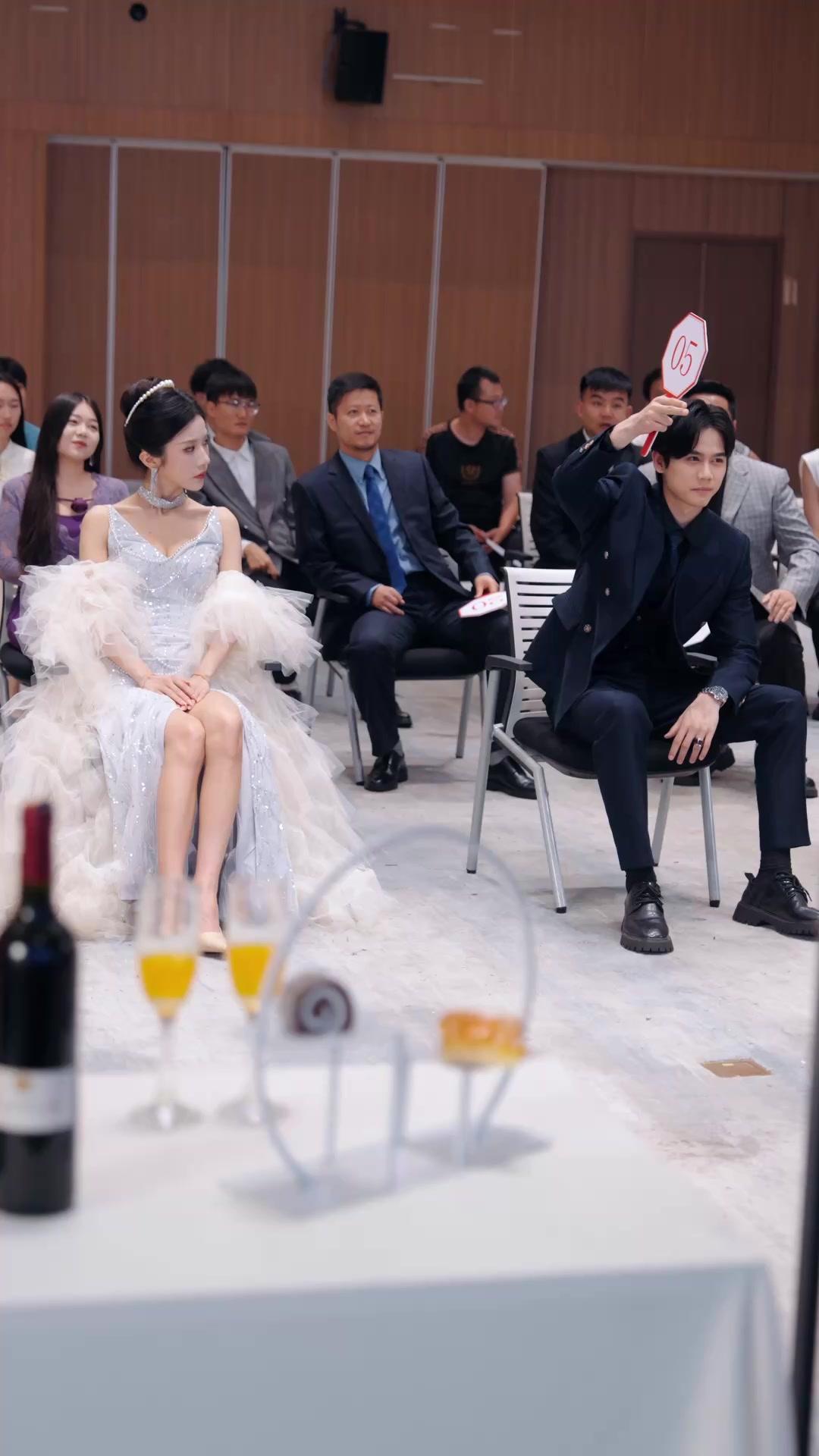 Dijodohin Putri Mafia