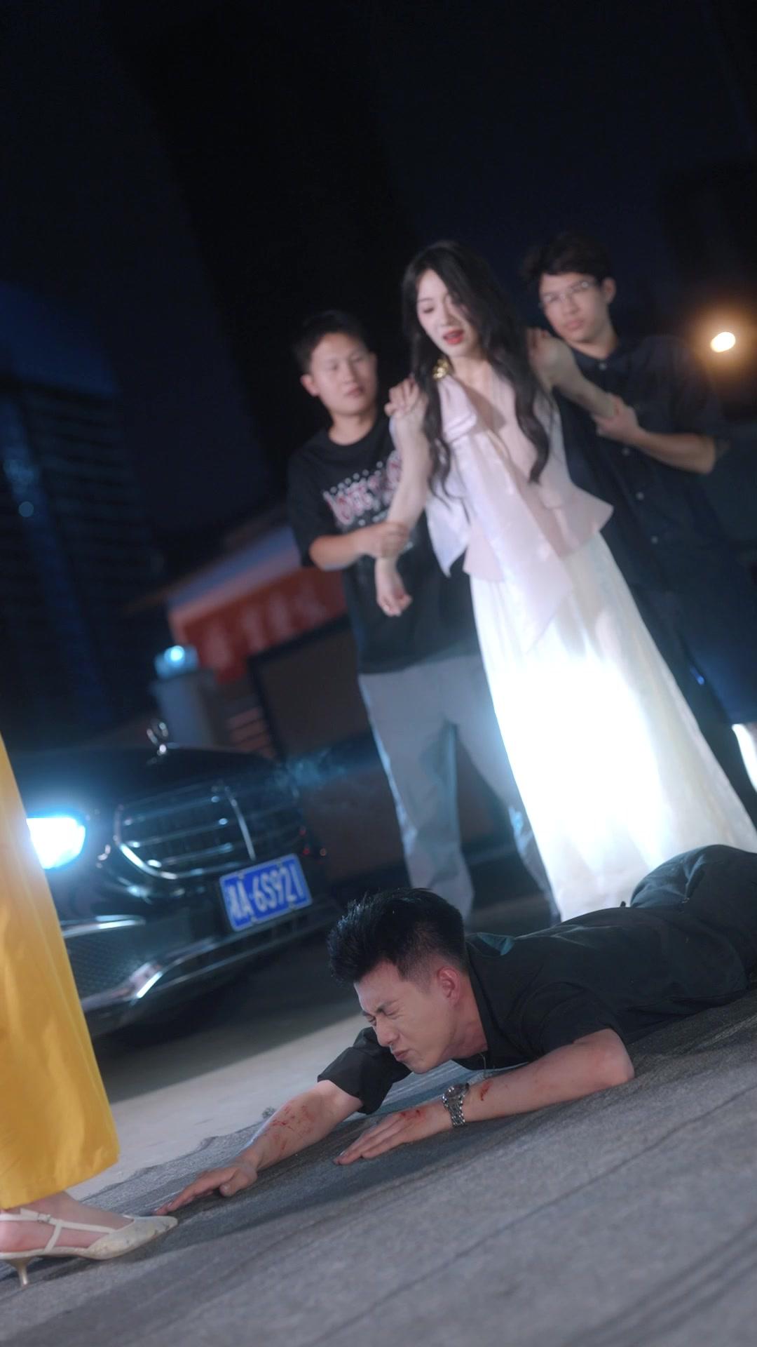 Bunga Berduri di Ruang Sidang