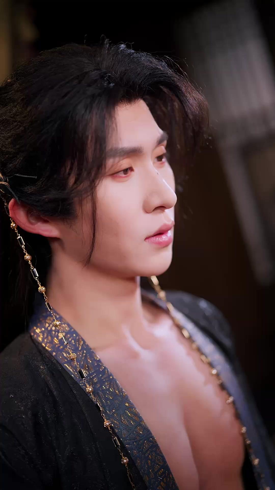 Reborn To Love My Fake Eunuch
