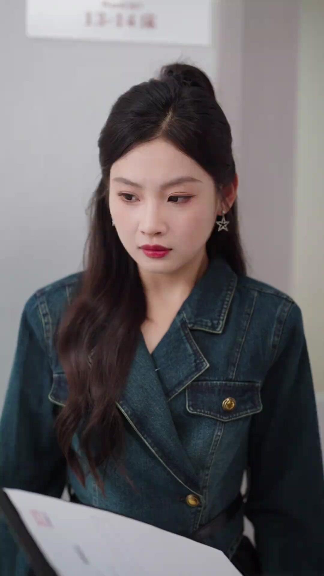 My Country Wife, The Mafia Boss!