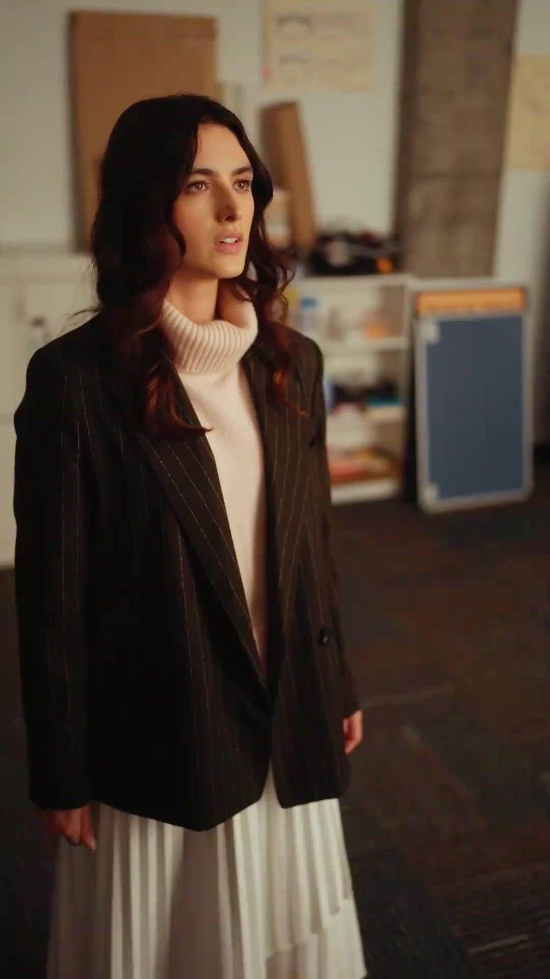 (Doblado) Papá, mamá se está muriendo