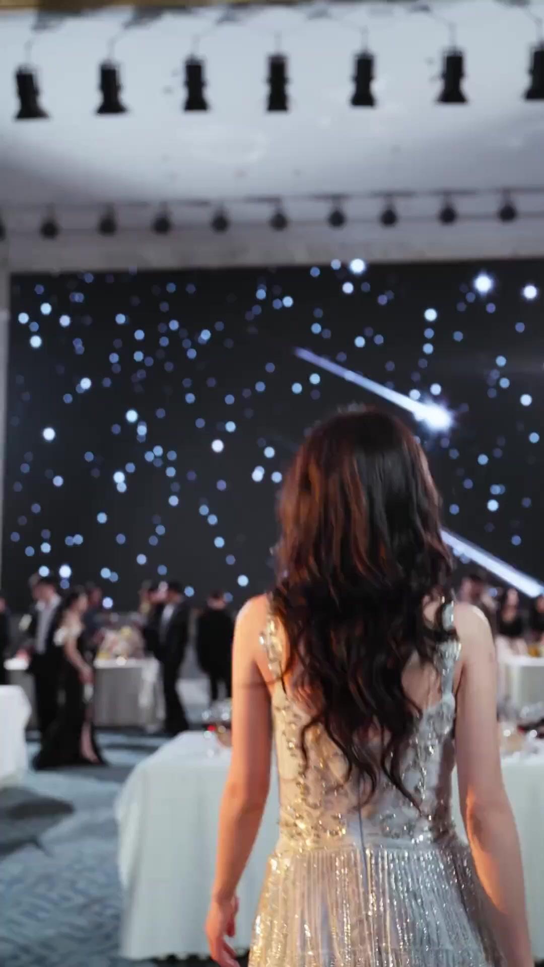 (พากย์เสียง) บอสคะ จริงๆฉันรักเงินมากกว่า