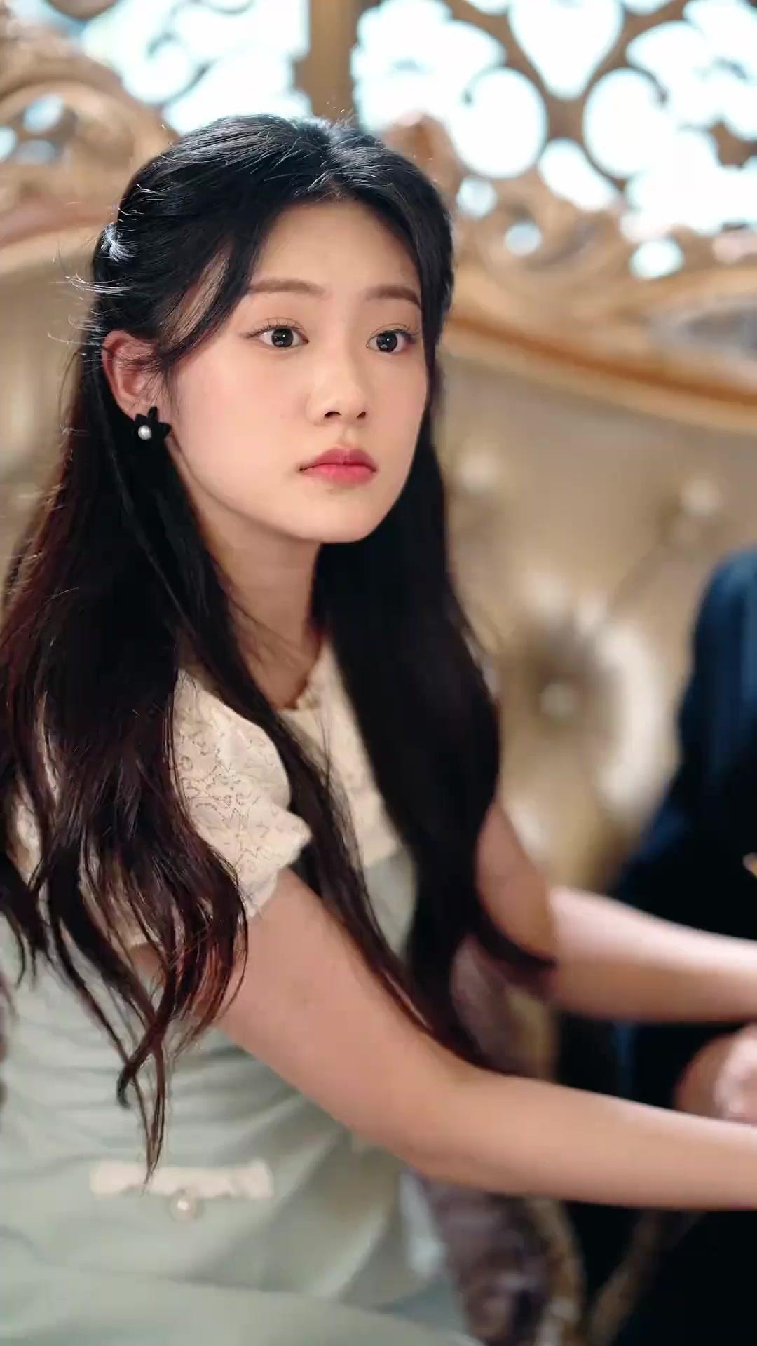 Por Vingança, Casei com o Tio do meu Ex