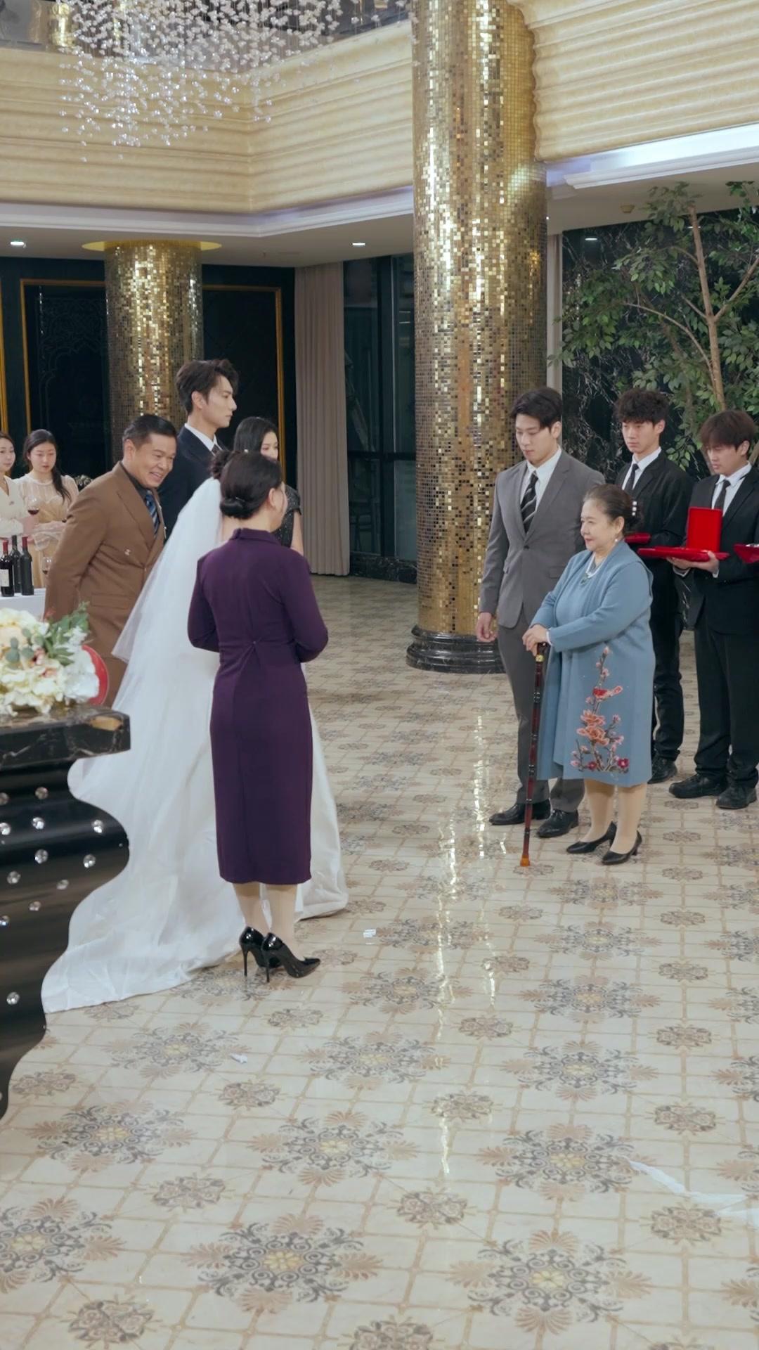 Tuyết Phủ Ngày Em Đi