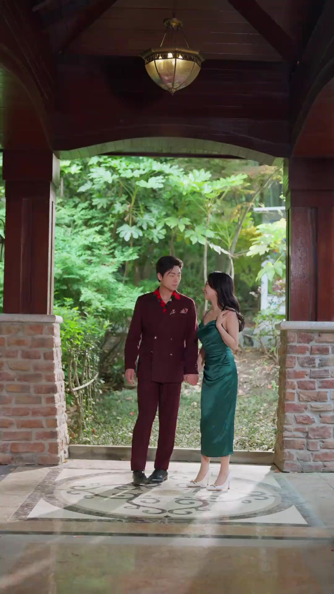 Versunken in einer Frühlingsnacht​