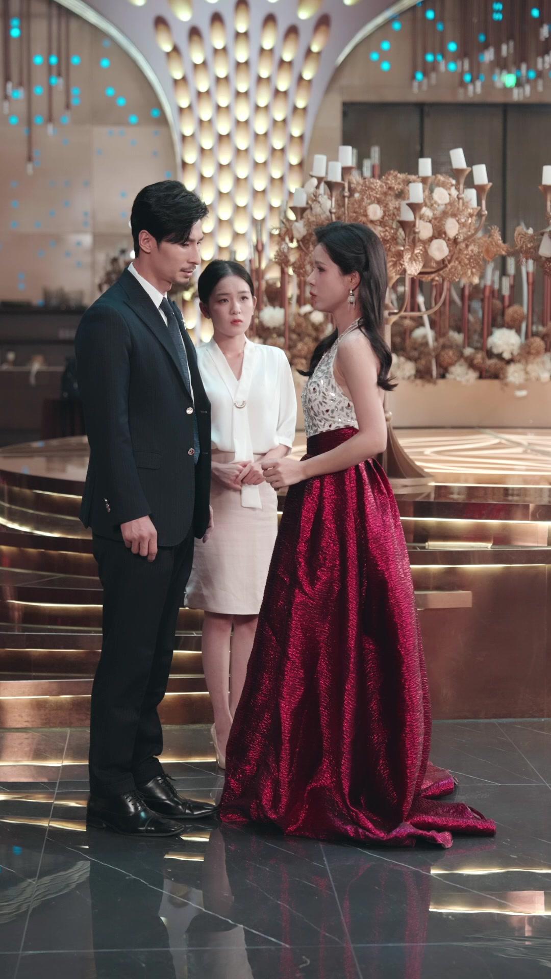 Identiti Rahsianya Mengejutkan Dunia