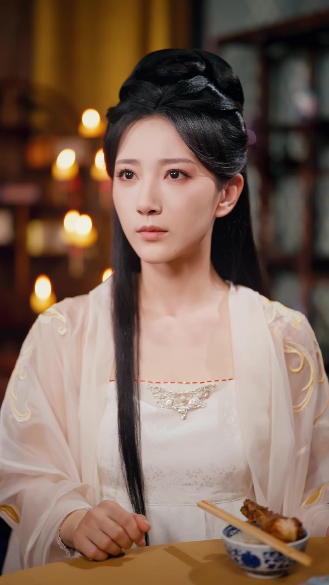 Güzel Prenses ve Kurt Kralı