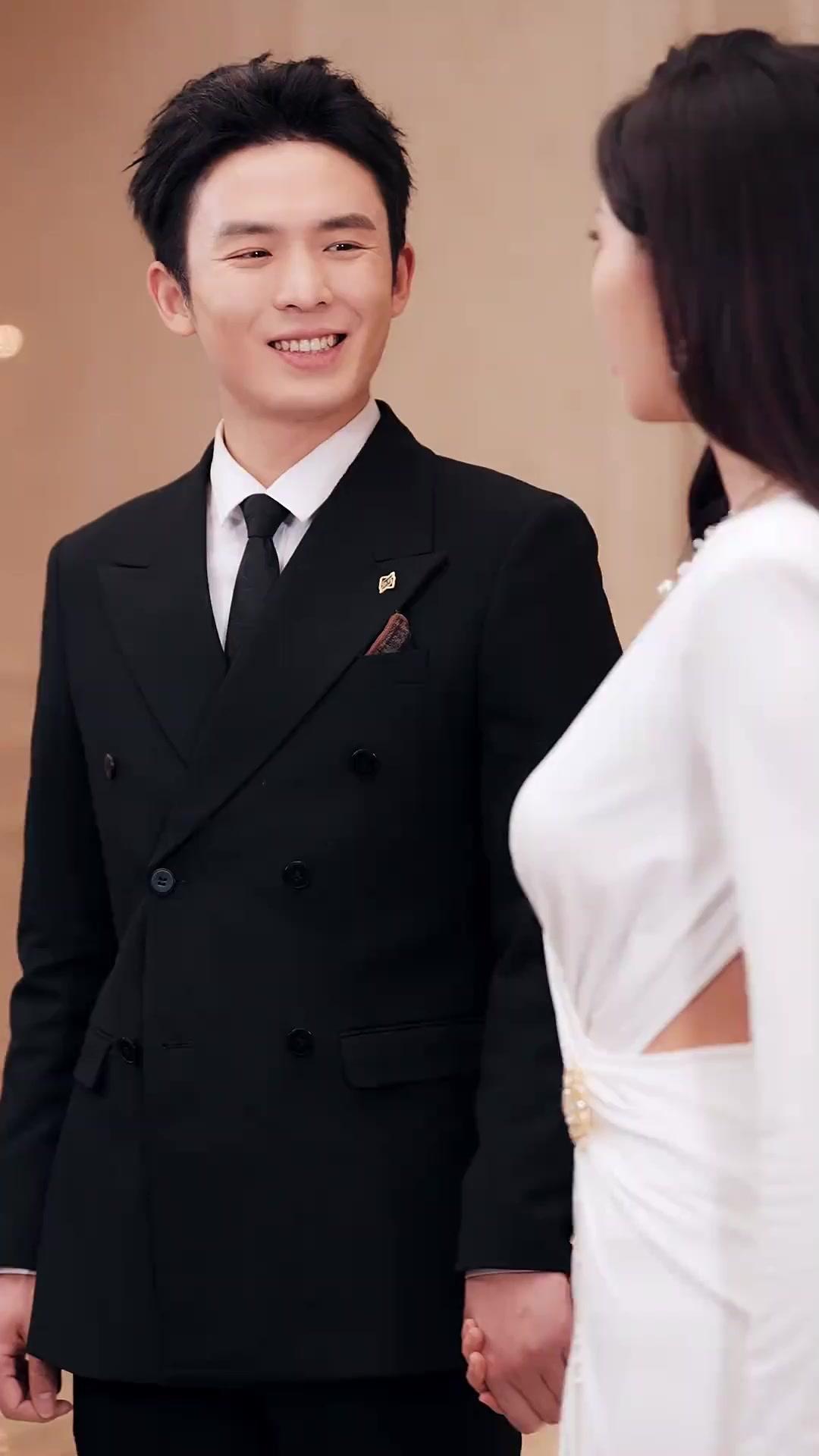 (吹き替え) 拾われた乞食は冥王だった