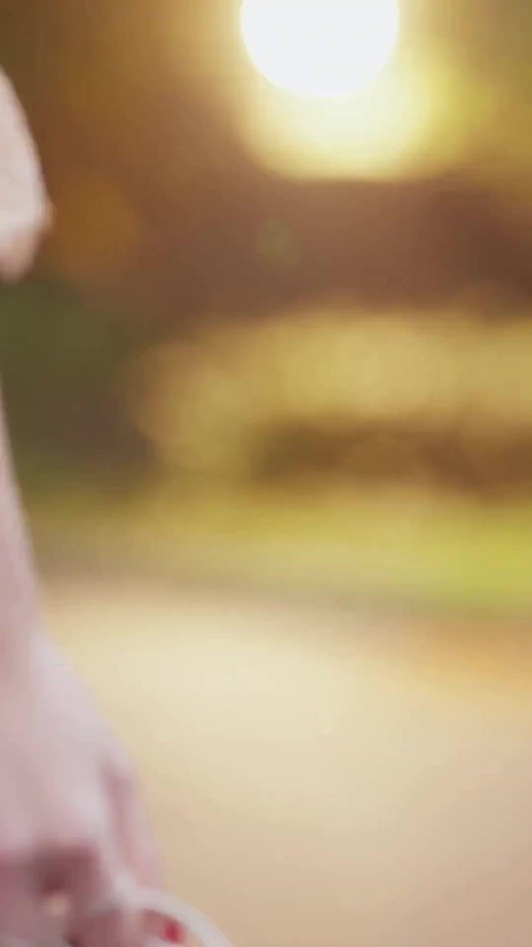 (Doublage) UNE ROSE À ÉPINES