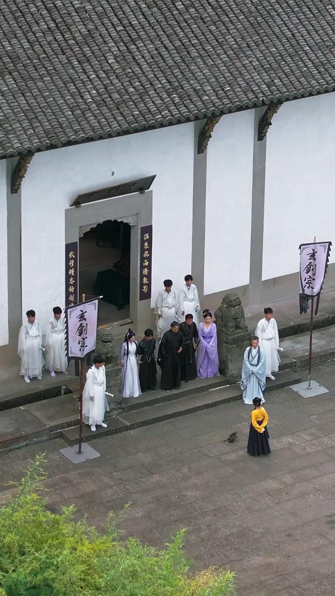 小さな宗祖 剣で物申す