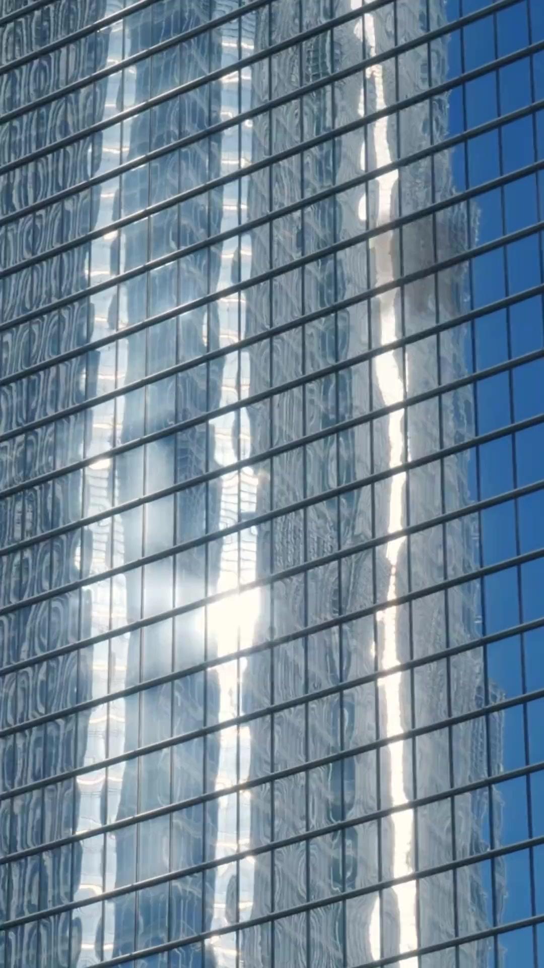 Im Arm des Schurken überleben