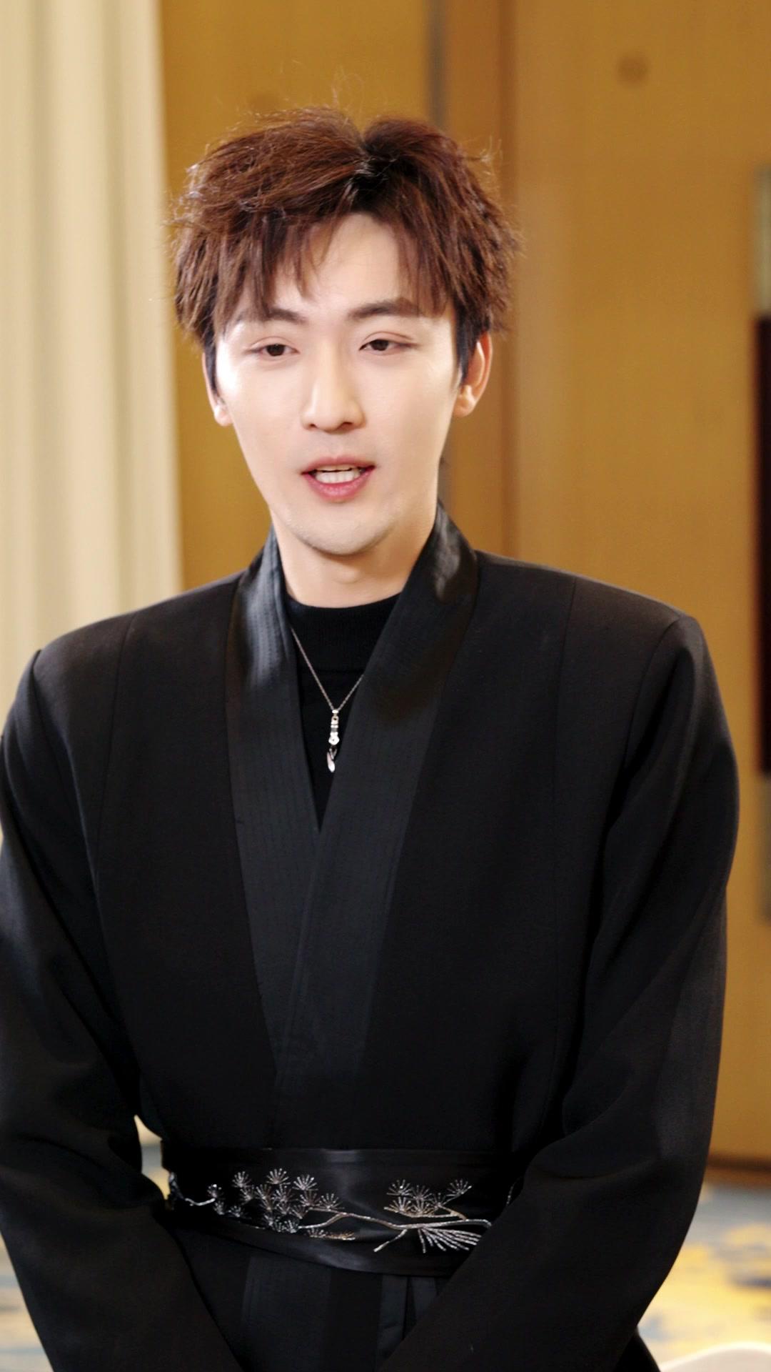 Taklukkan CEO Cantik yang Dingin