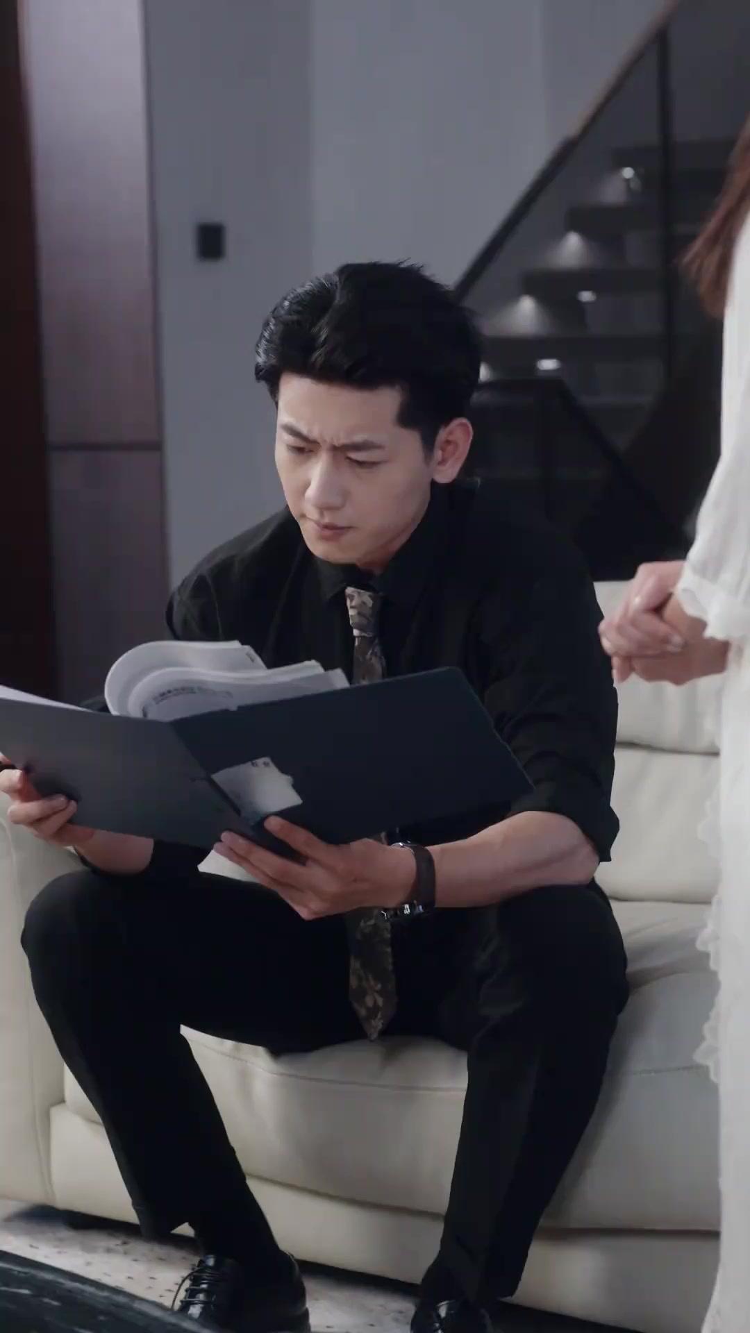 사랑은 칼이 되었다